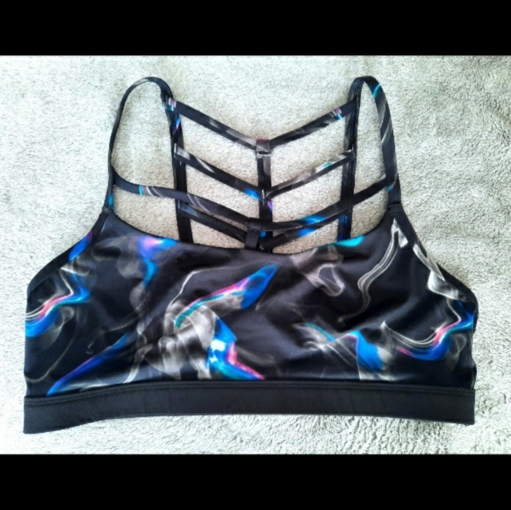 VS PINK Ultimate Strappy-Back Sports Bra - Size M